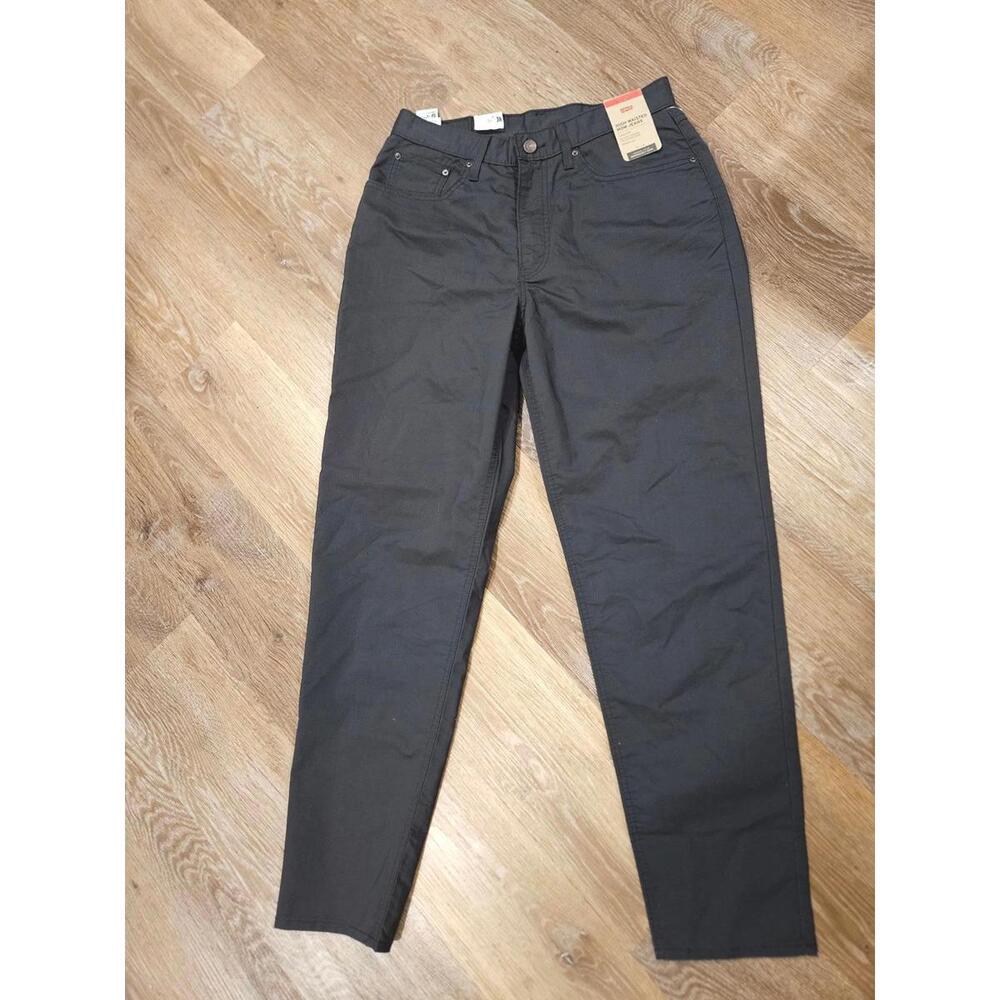 Levi's High Rise Straight Jeans in Black